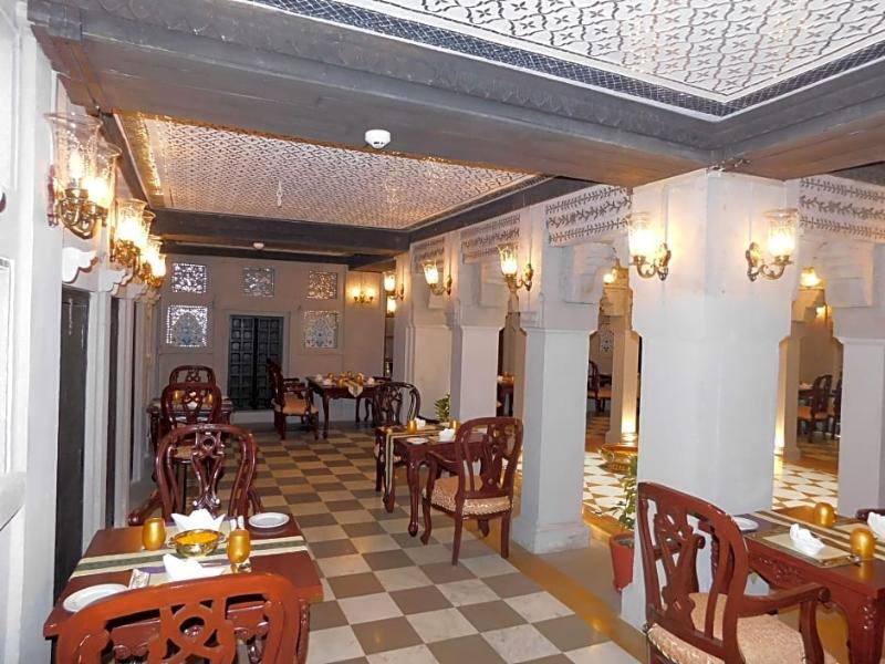 Brijrama Palace, Varanasi - By The Ganges Exterior photo