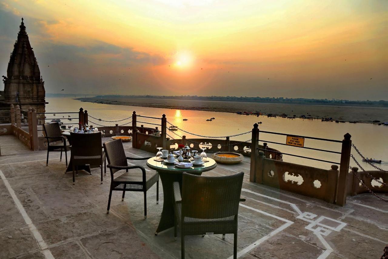 Brijrama Palace, Varanasi - By The Ganges Exterior photo